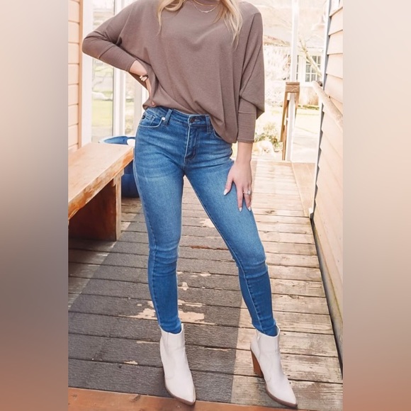 Jolie Sweaters - JOLIE dolman sweater